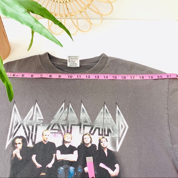 Vintage | Def Leppard Euphoria Tour Band T-shirt - Picture 11 of 12